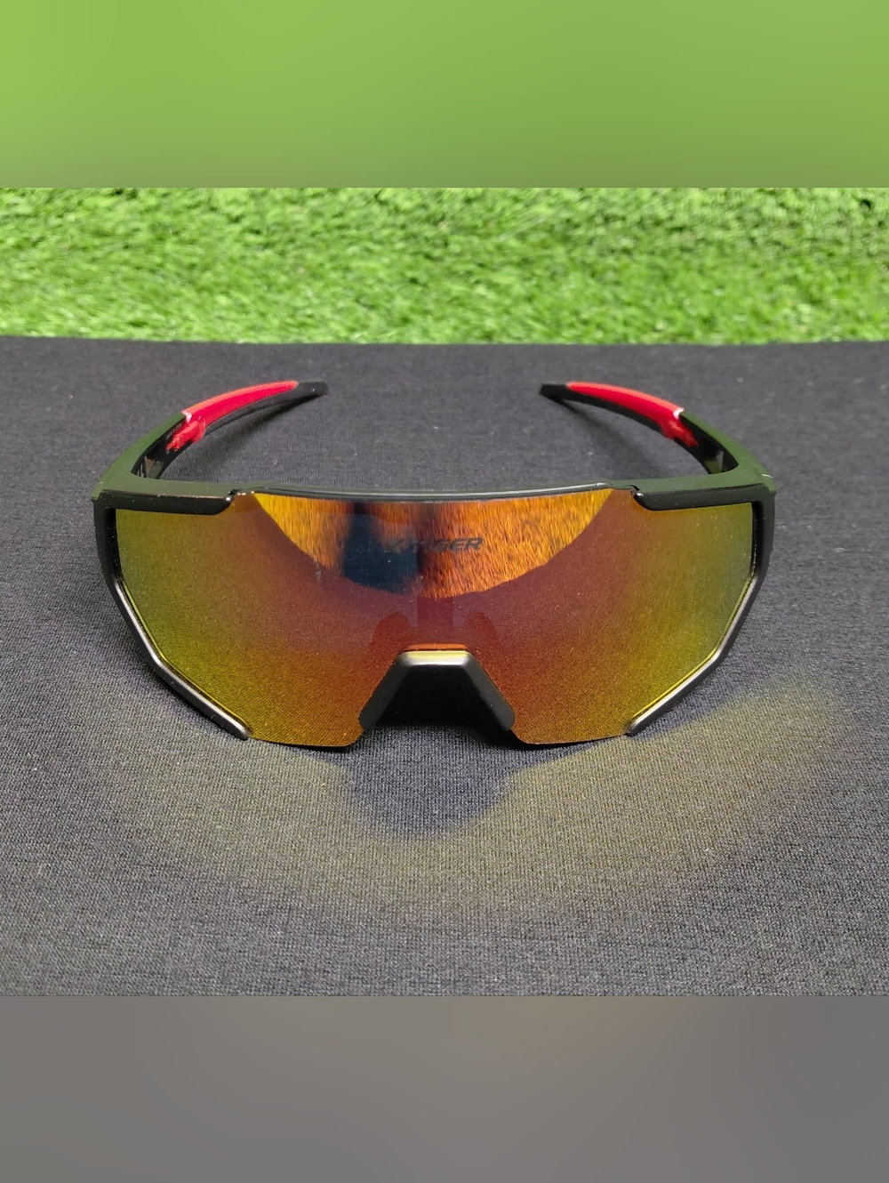X-Tiger Polarized Cycling MTB Bicycle Sunglasses Eyewear  Red And Black Preowned
